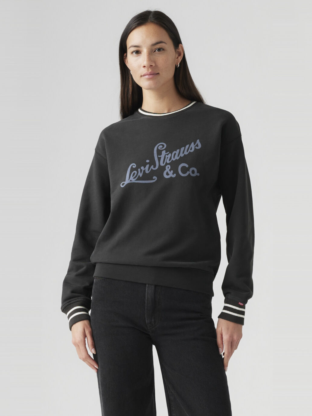 Levi's® Women's Graphic Heritage Sport Crewneck Sweatshirt